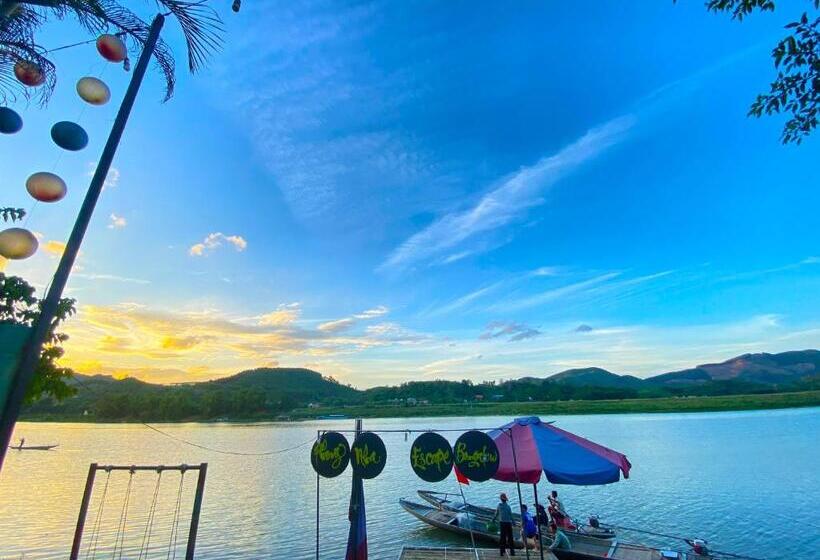 اتاق خانوادگی, Phong Nha Escape Bungalow