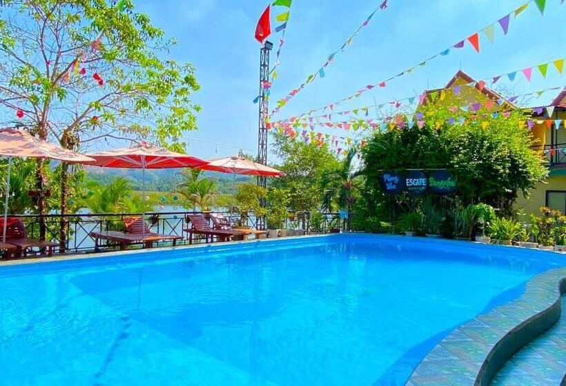 اتاق لوکس خانوادگی, Phong Nha Escape Bungalow