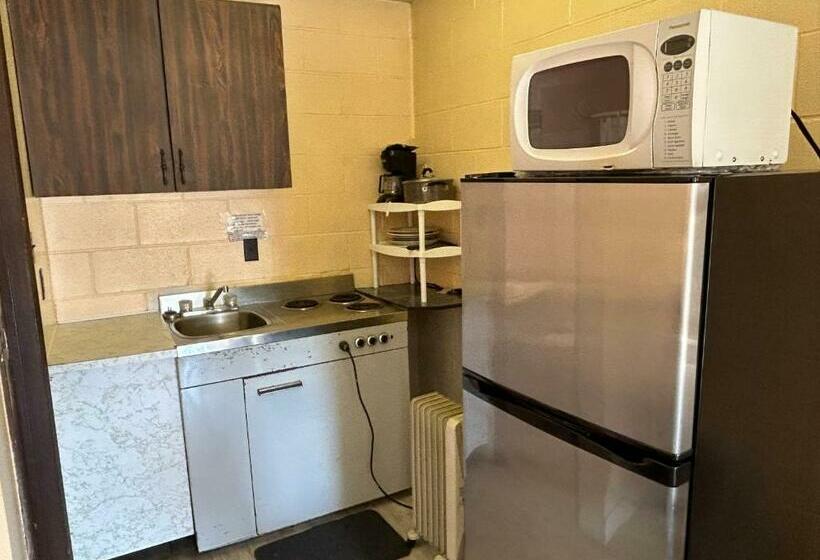 标准间, Road Runner Motel Merritt Bc