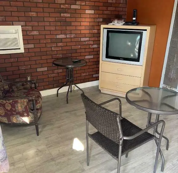 デラックスルーム, Road Runner Motel Merritt Bc
