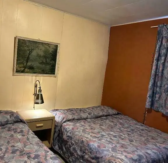 デラックスルーム, Road Runner Motel Merritt Bc