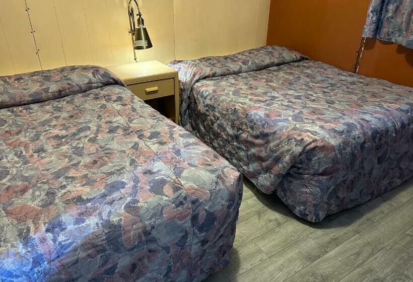 Номер Deluxe, Road Runner Motel Merritt Bc