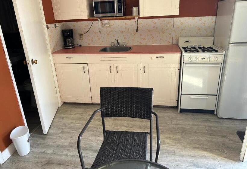 标准间, Road Runner Motel Merritt Bc