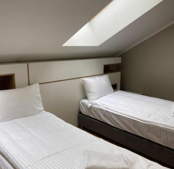 اتاق استاندارد, полінарія козятин