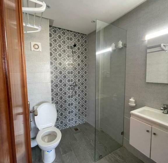 استودیو استاندارد با چشم‌انداز استخر, Del Mar Mazagan