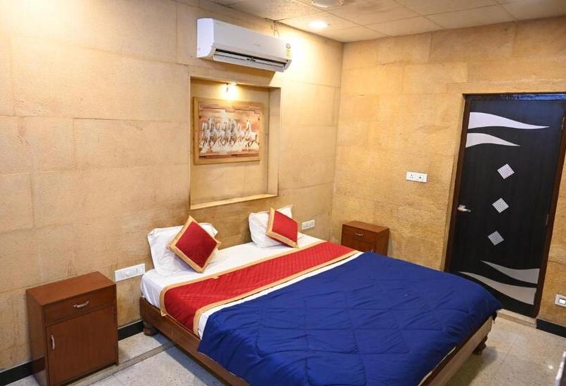 디럭스 룸, Jaisalmer Bhagyashree