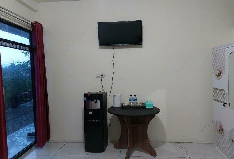 スタンダードルーム, Oyo 92545 Wawi Kadio Homestay