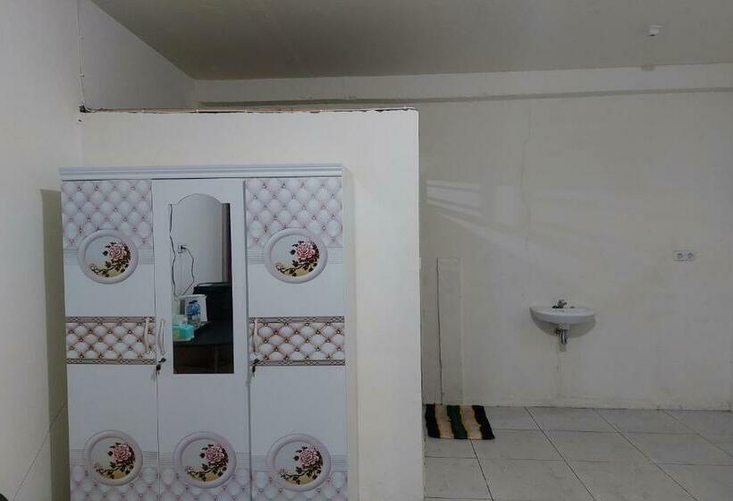 スタンダードルーム, Oyo 92545 Wawi Kadio Homestay