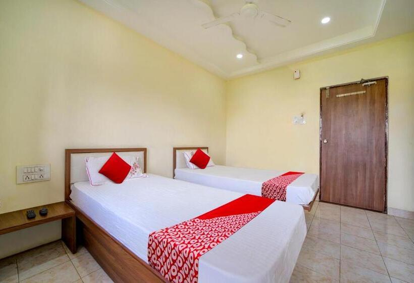 חדר קלאסי לשלושה, Oyo Flagship 81018  Fine Stay