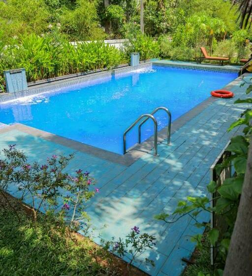 Номер Deluxe, Malavikas Black Beach Resort
