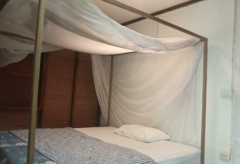 חדר סטנדרט עם מיטת קינג, Chor Chor Bungalow