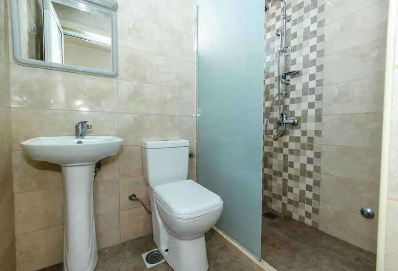 اتاق استاندارد, Deron Apartments