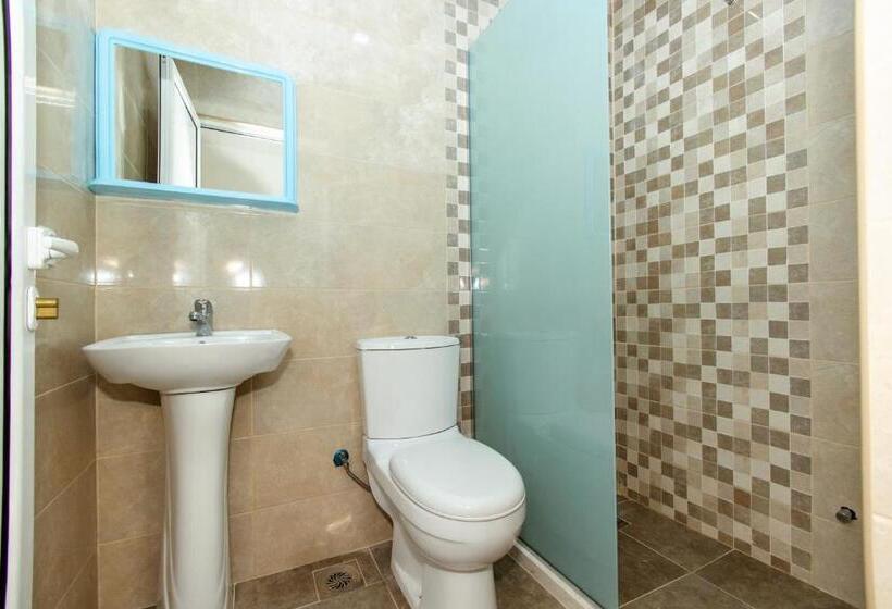 اتاق استاندارد, Deron Apartments