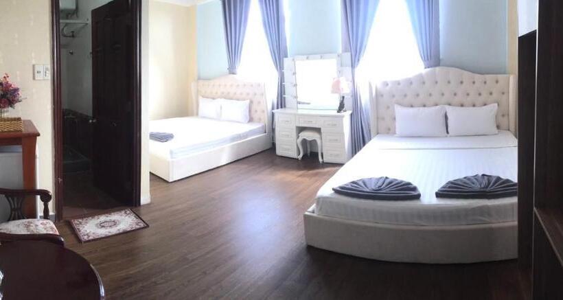 اتاق خانوادگی, Hành Tinh Xanh 1