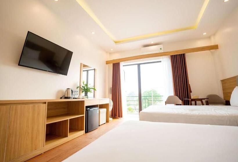 اتاق سوپریور چهار تخته, Vsana Vu Son