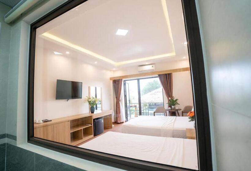 اتاق سوپریور چهار تخته, Vsana Vu Son