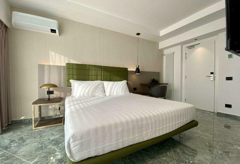 Tengerre Néző Standard Szoba Erkéllyel, Salemare Rooms & Suites