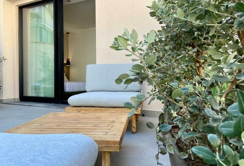 Standard Szoba Terasszal, Salemare Rooms & Suites