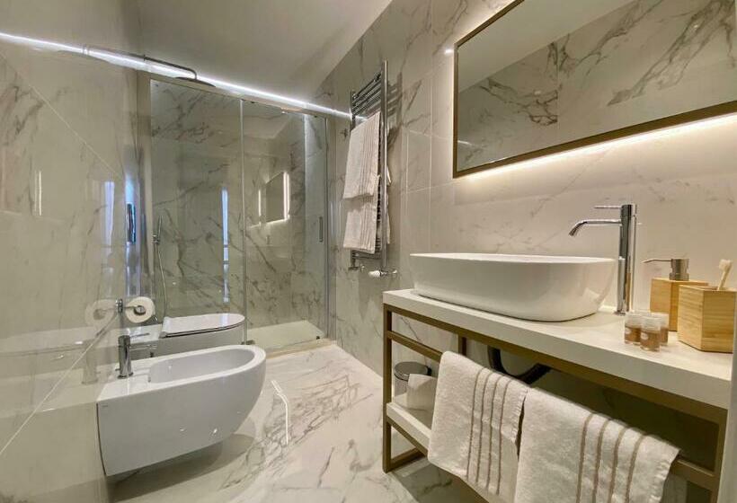 Standard Szoba Terasszal, Salemare Rooms & Suites