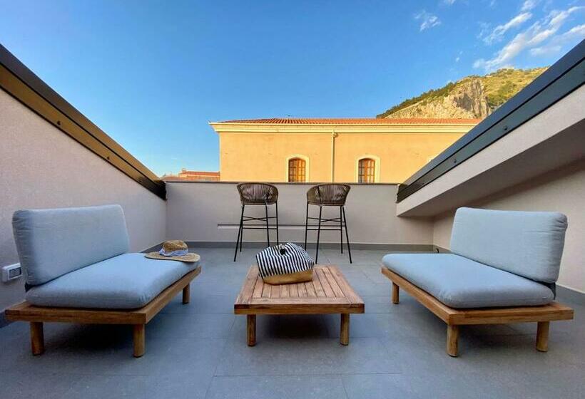 Tengerre Néző Junior Suite, Salemare Rooms & Suites