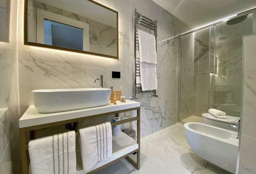 Tengerre Néző Junior Suite, Salemare Rooms & Suites