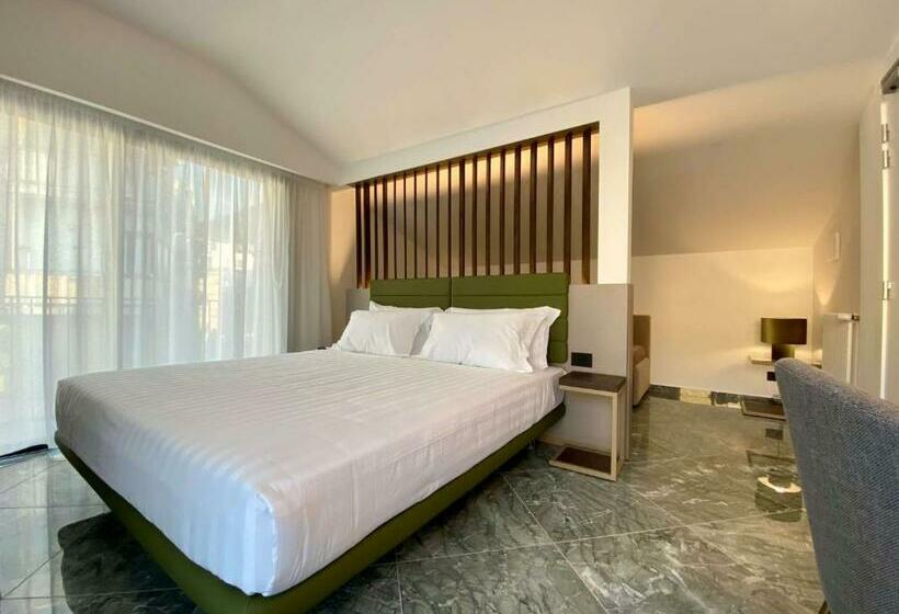 Tengerre Néző Junior Suite, Salemare Rooms & Suites