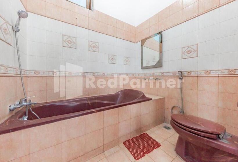 Svit, Biru Homestay Bandung Mitra Reddoorz