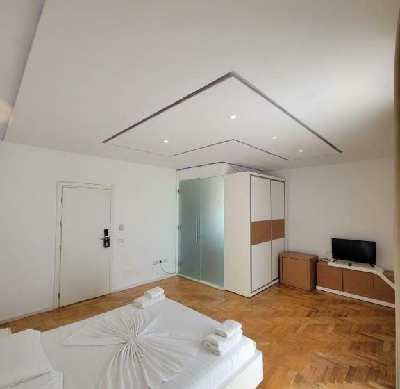 Номер Deluxe Вид на Море с Балконом, Thea