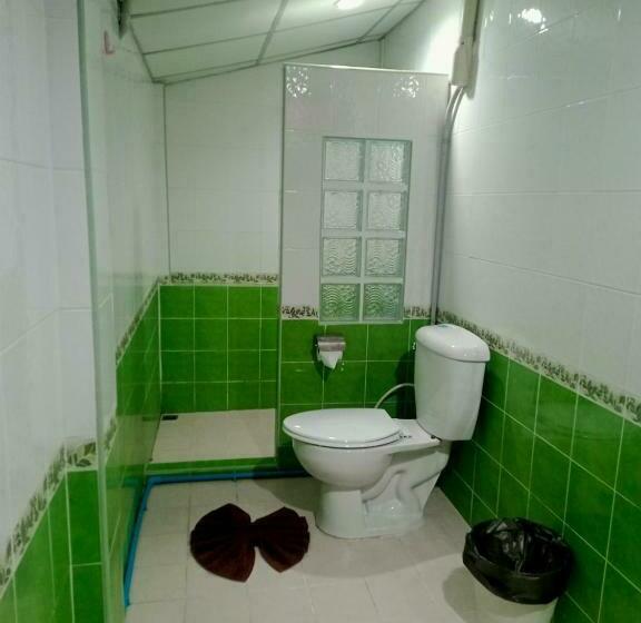 Quarto Estandar, บ้านนารีสอร์ท