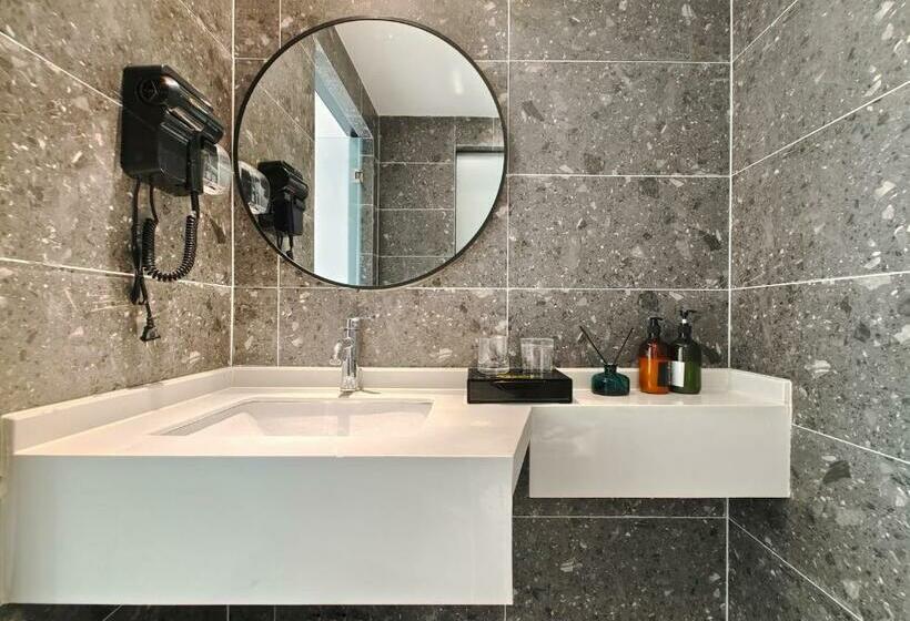 اتاق استاندارد سه نفره, Holiday Guoshang   Tianfu International Airport