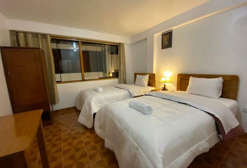 标准间, Inka House