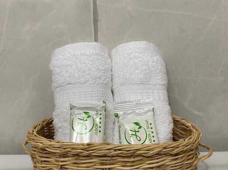 标准间, Inka House