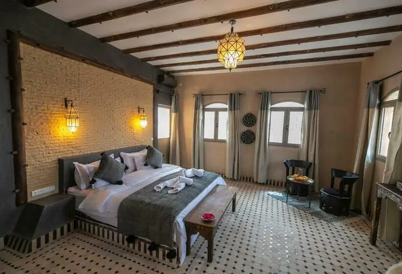 اتاق استاندارد با تخت بزرگ, Riad Jouba