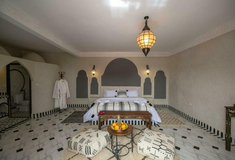 キングサイズベッドのスタンダードルーム, Riad Jouba