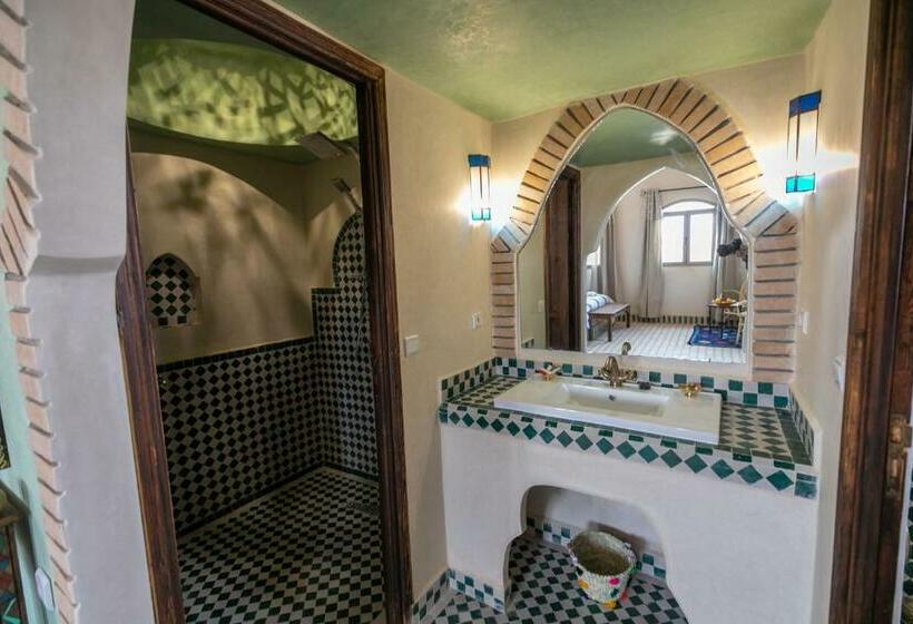 キングサイズベッドのスタンダードルーム, Riad Jouba