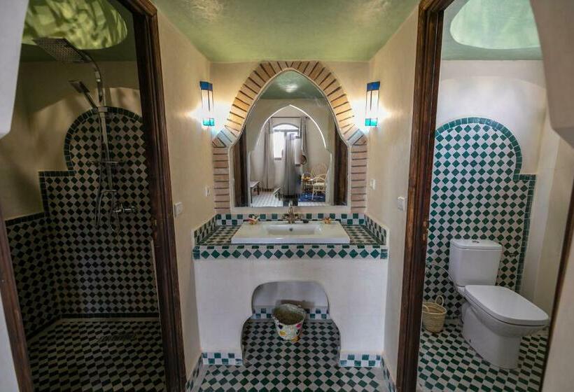 キングサイズベッドのスタンダードルーム, Riad Jouba