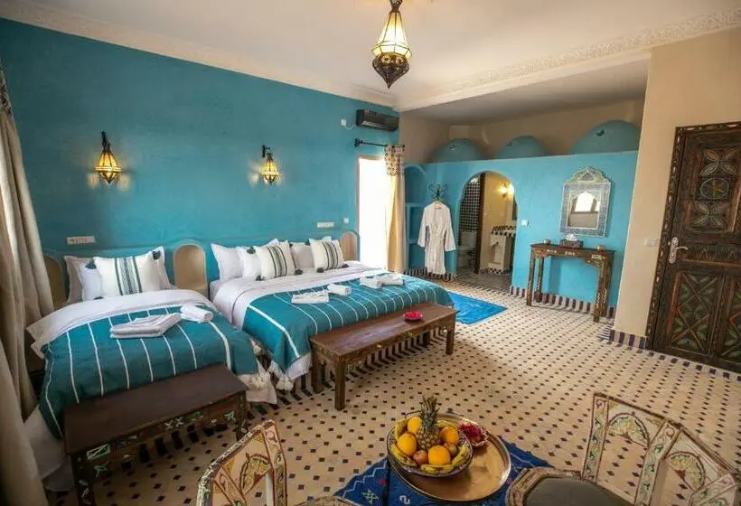 اتاق استاندارد سه نفره, Riad Jouba