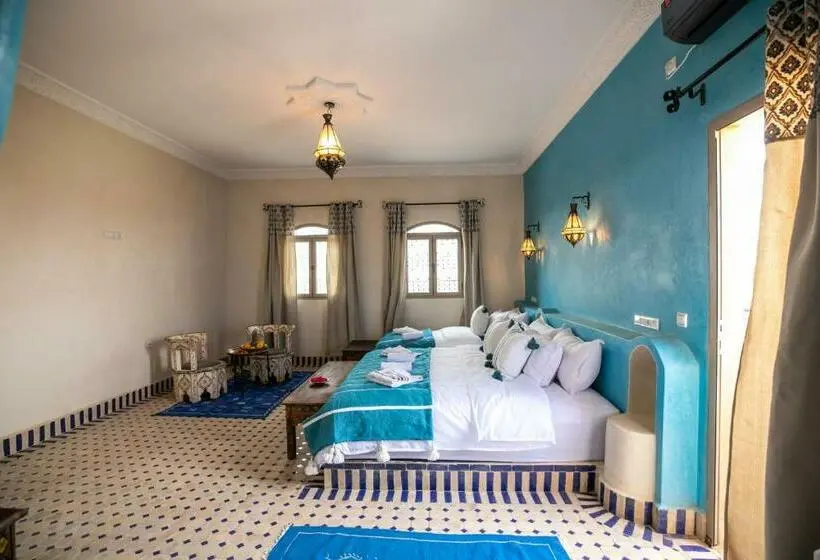 اتاق استاندارد سه نفره, Riad Jouba
