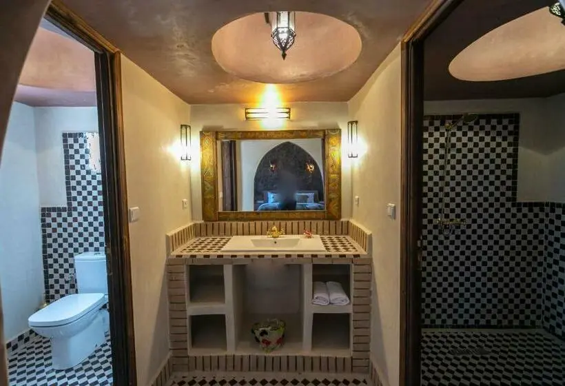 اتاق استاندارد با تخت بزرگ, Riad Jouba