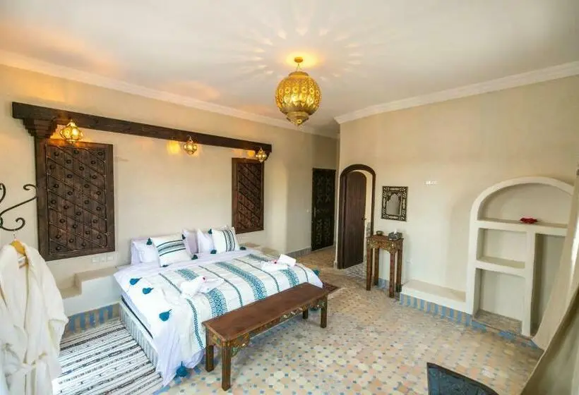 اتاق استاندارد با تخت بزرگ, Riad Jouba