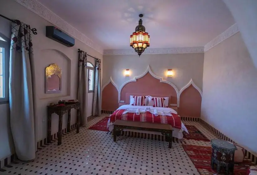 اتاق استاندارد یک نفره, Riad Jouba