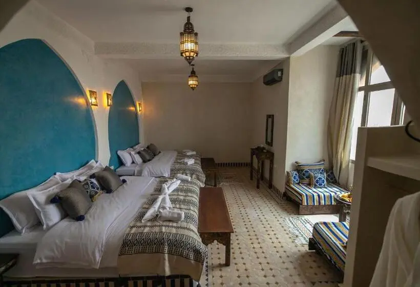 اتاق لوکس, Riad Jouba