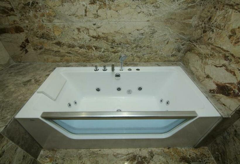 Suíte Presidencial, The Ocean Pearl Dharmasthala Ujire