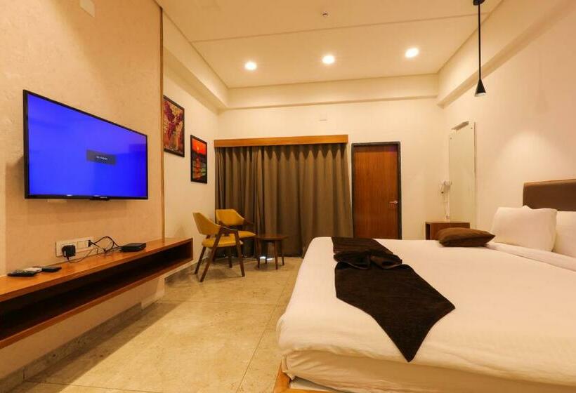 Номер Deluxe с Балконом, Club Heaven Palanpur