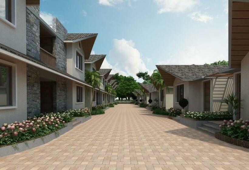 キングサイズベッドのスタンダードルーム, Club Heaven Palanpur