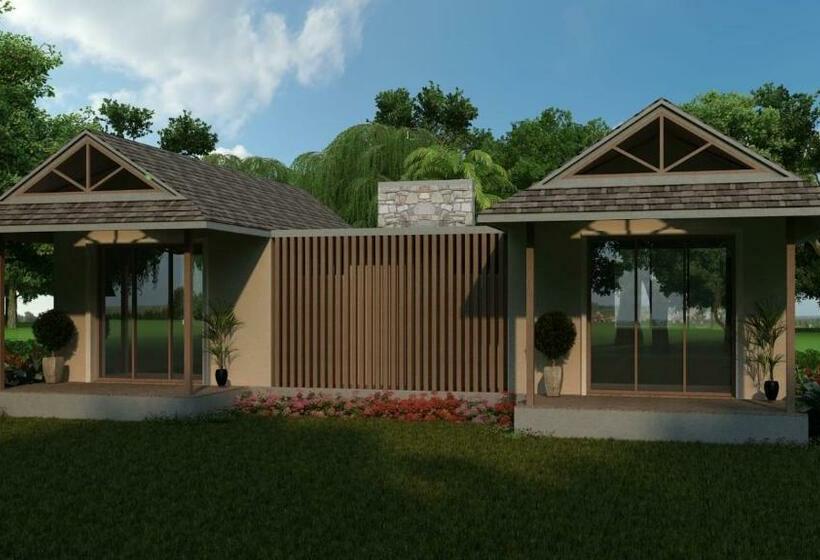 キングサイズベッドのスタンダードルーム, Club Heaven Palanpur