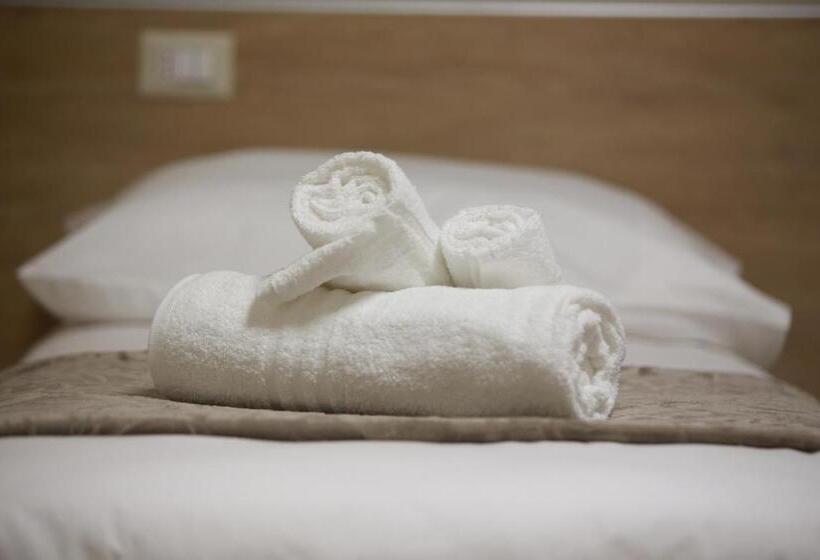 スタンダードトリプルルーム, Bed And Breakfast Dimora Peluso