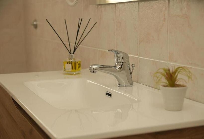 标准三人间, Bed And Breakfast Dimora Peluso