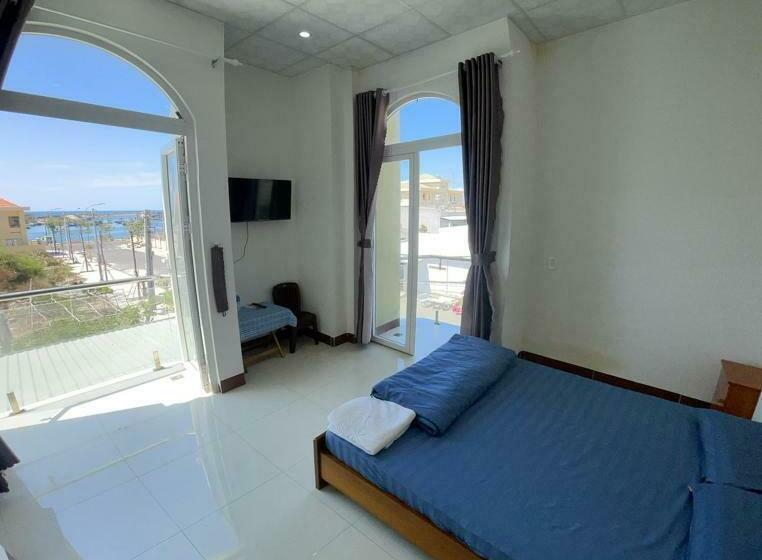 اتاق استاندارد با بالکن و چشمانداز دریا, Homestay Hoài Tâm Phan Thiết