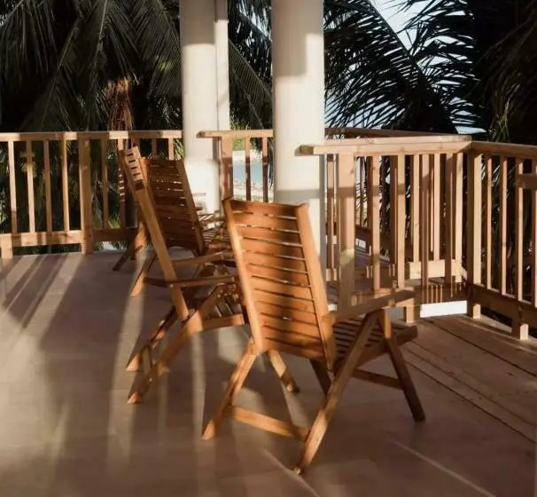 اتاق لوکس با چشم‌انداز دریا, Si! Coral Inn